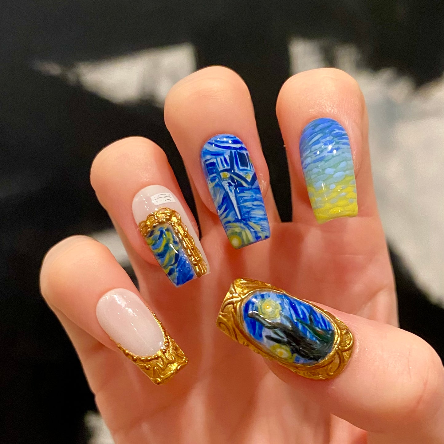 VAN GOGH