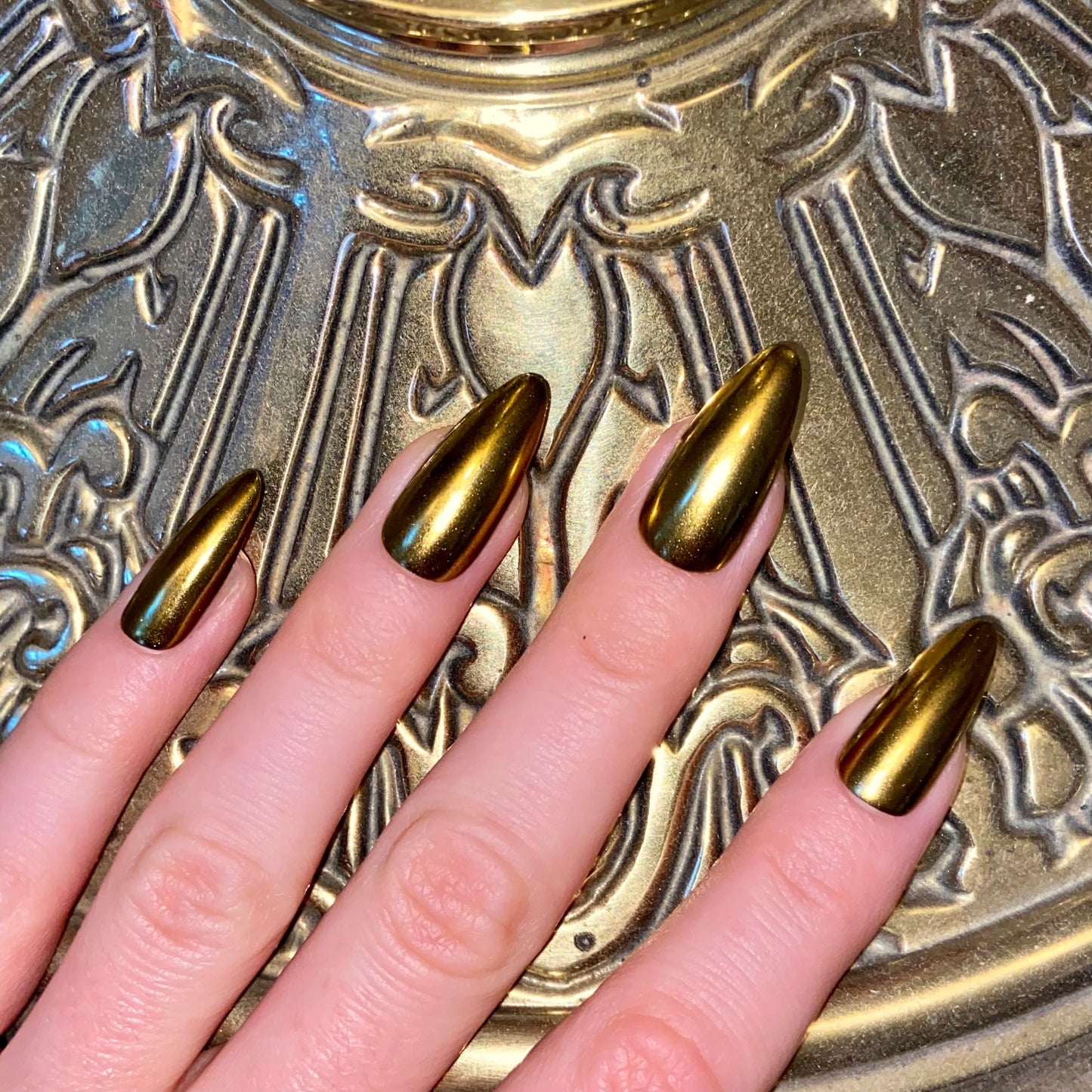 CUSTOM CAT EYE & CHROME